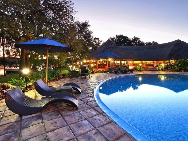 Azambezi River Lodge - Victoria Falls
