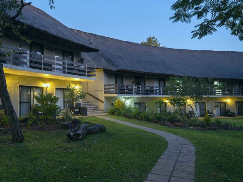 Azambezi River Lodge - Victoria Falls