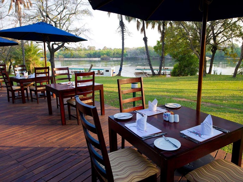 Azambezi River Lodge - Victoria Falls