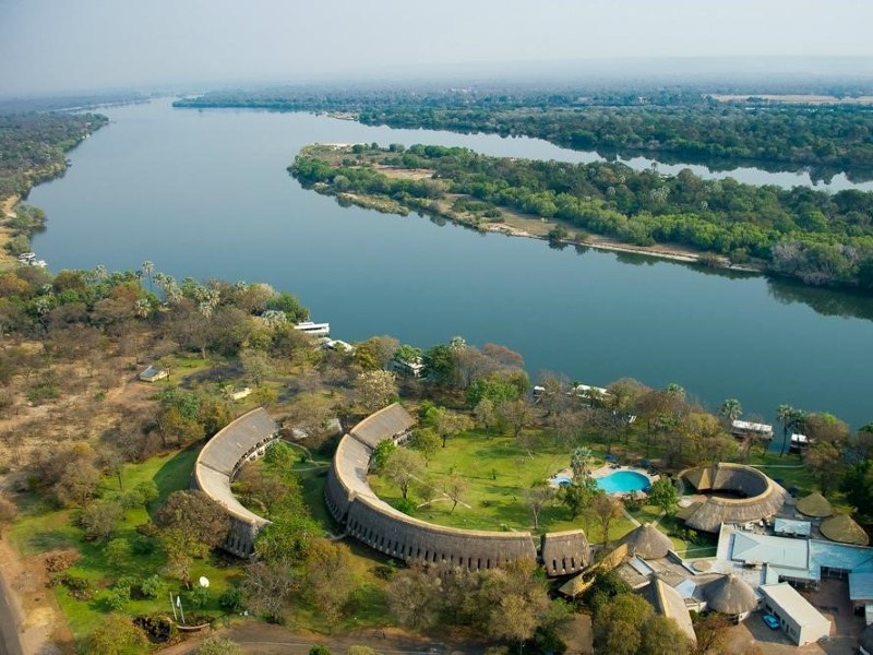 Azambezi River Lodge - Victoria Falls
