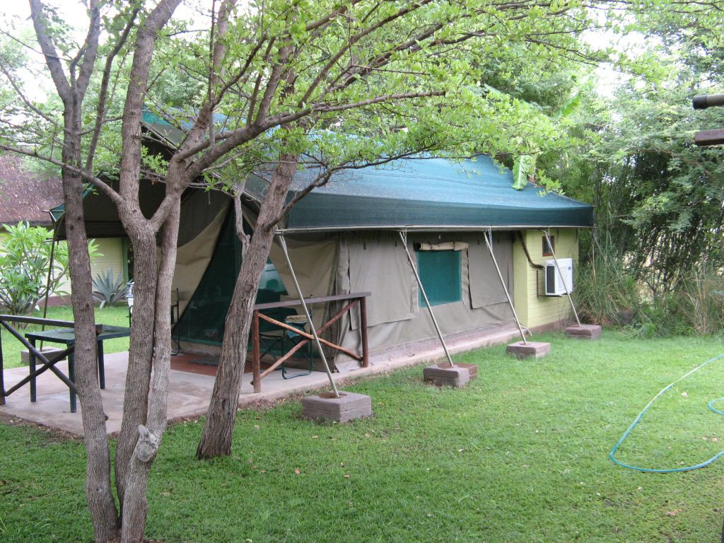 Mahangu Safari Lodge - Divundu