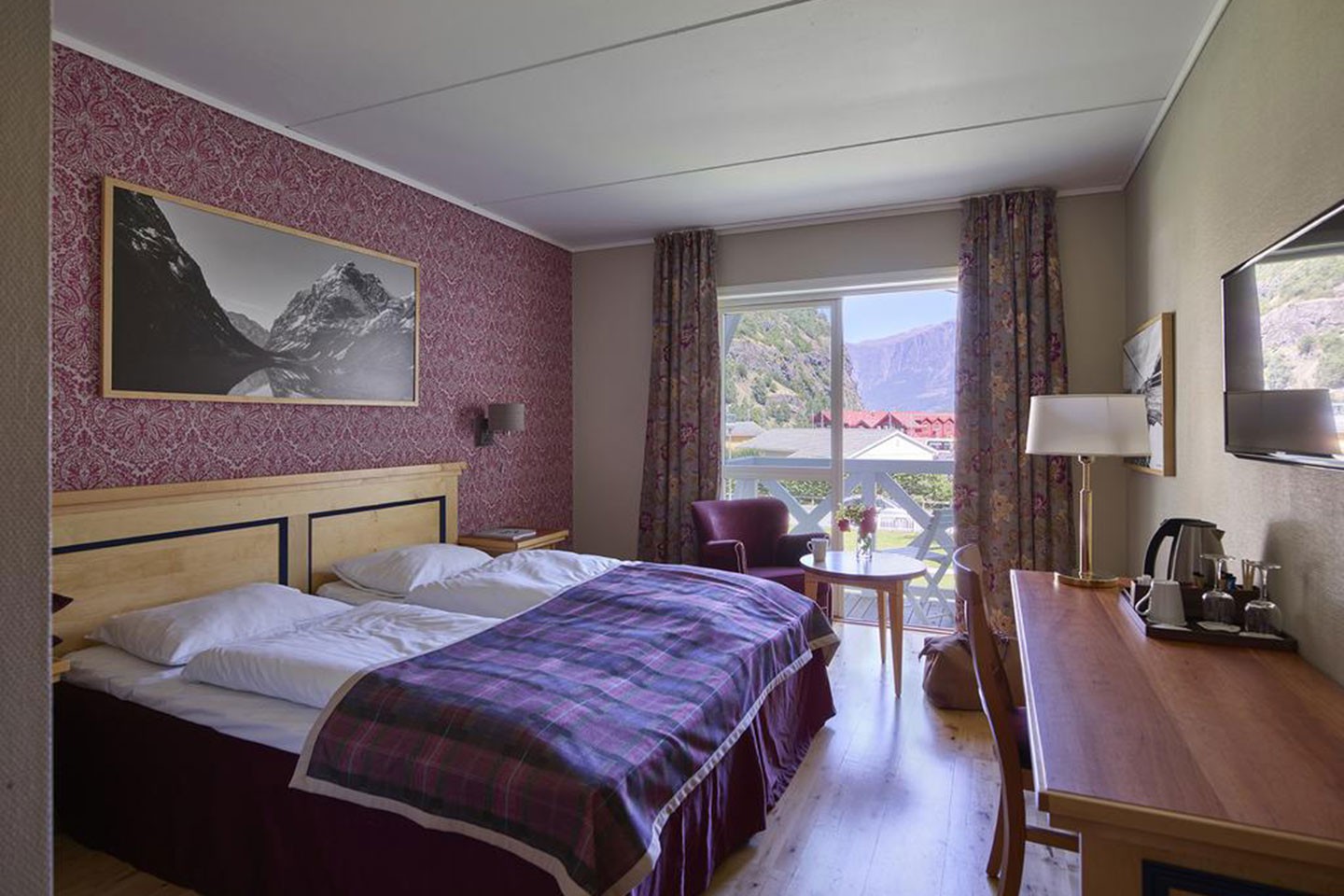 Flåm, Fretheim Hotel