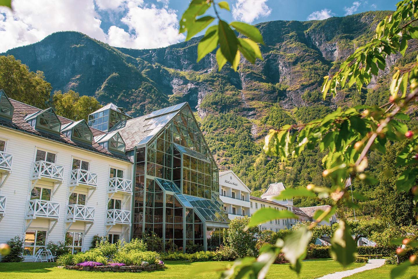 Flåm, Fretheim Hotel