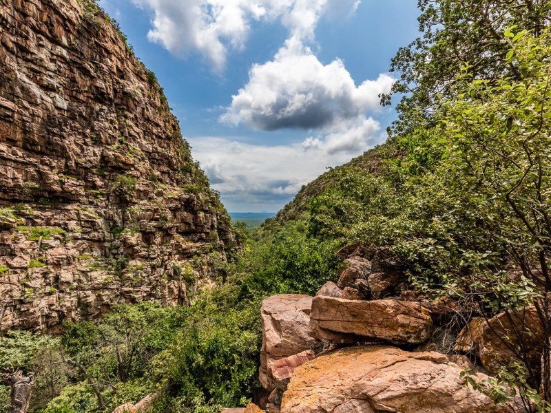 Goo Moremi Gorge - Palapye