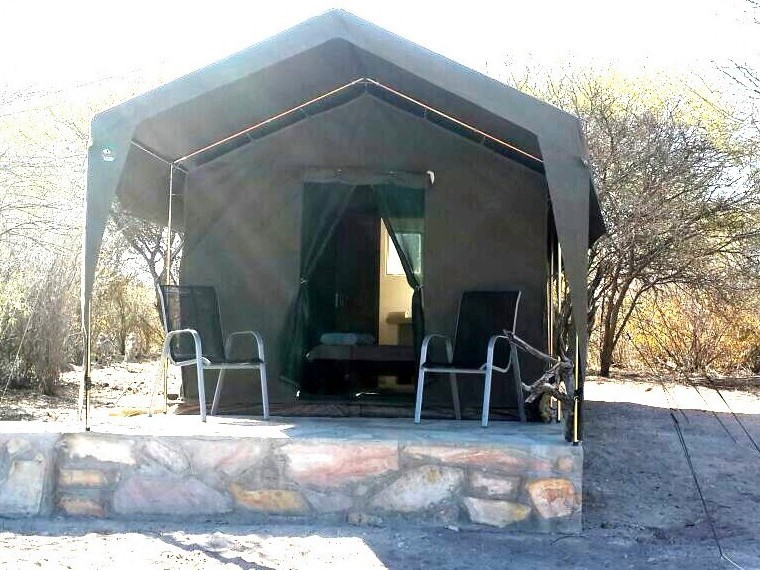 Fiume Bush Camp - Grootfontein