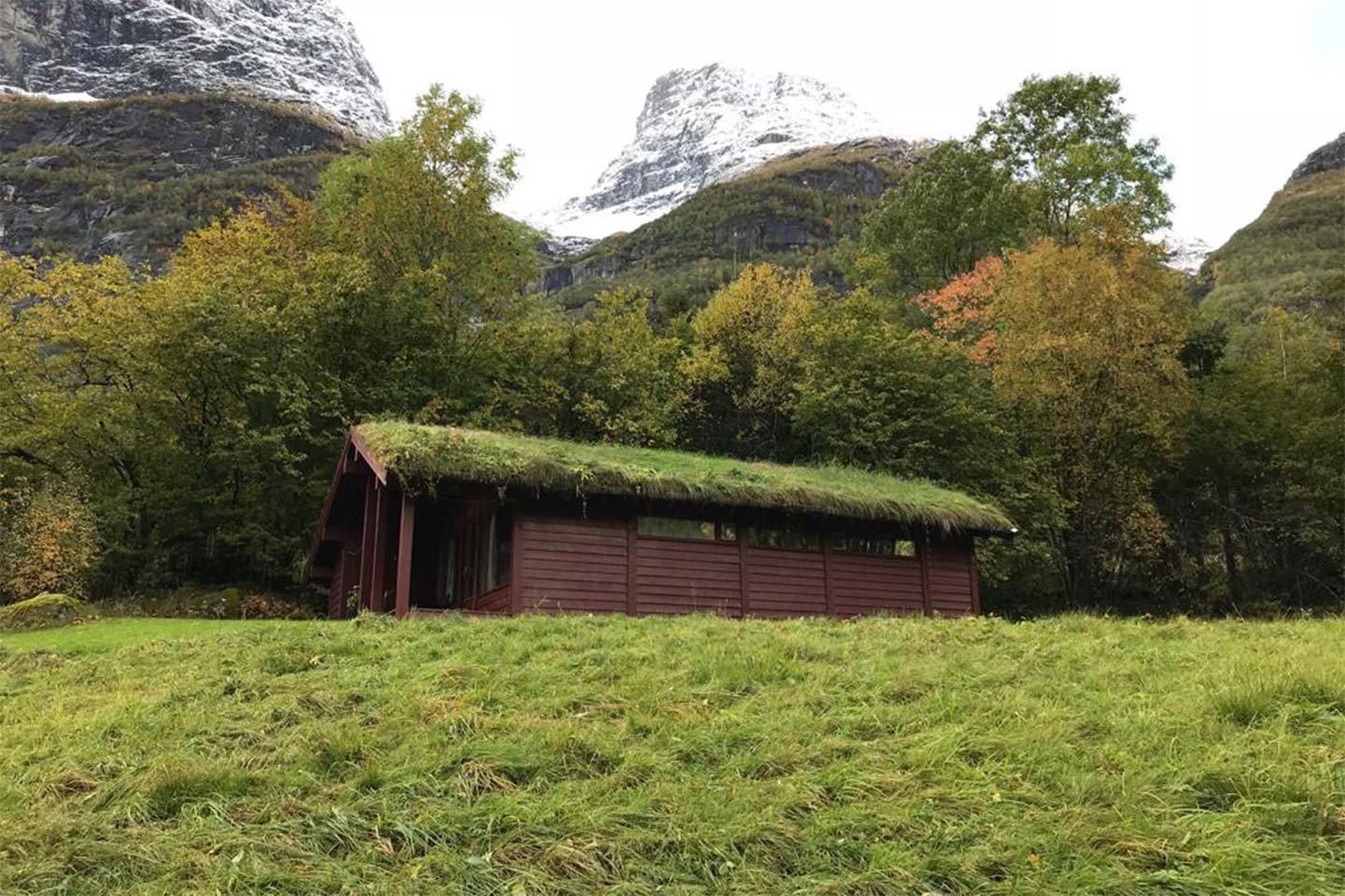 Oldedalen, Flåten Feriehytter