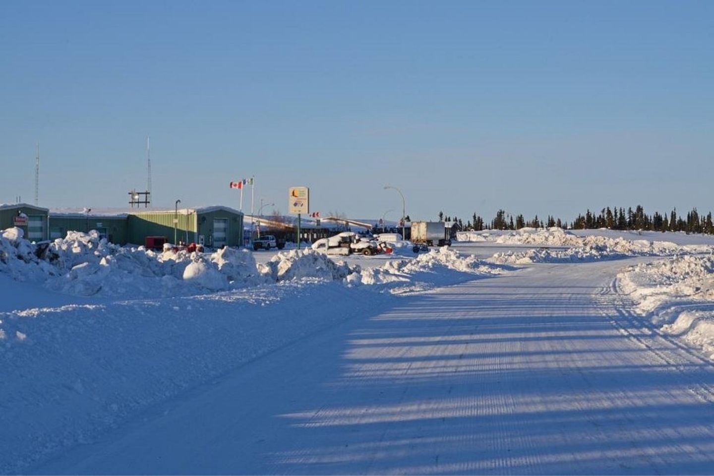 Canada, Plains, Eagle Plains Hotel