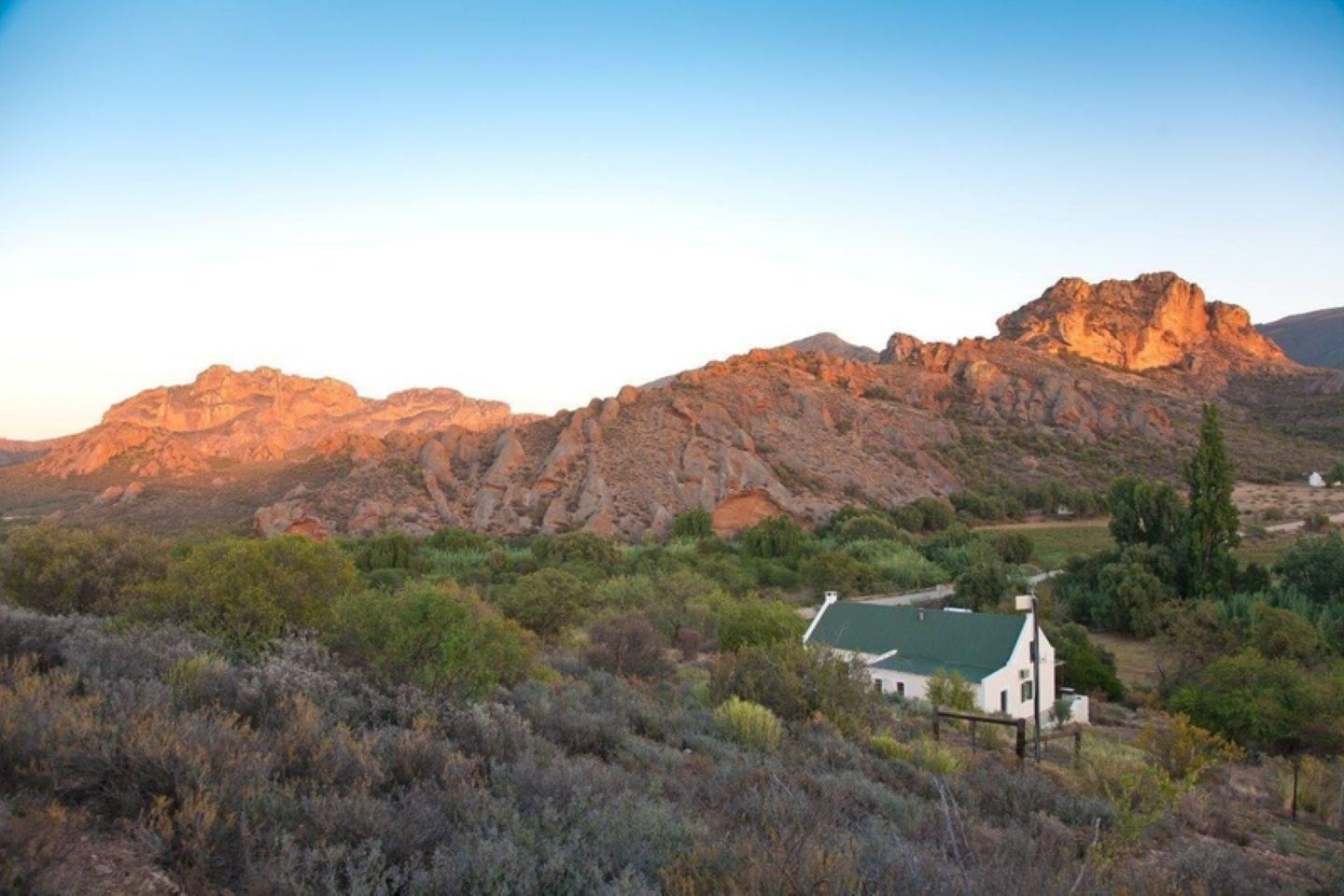 Red Stone Hills - Oudtshoorn