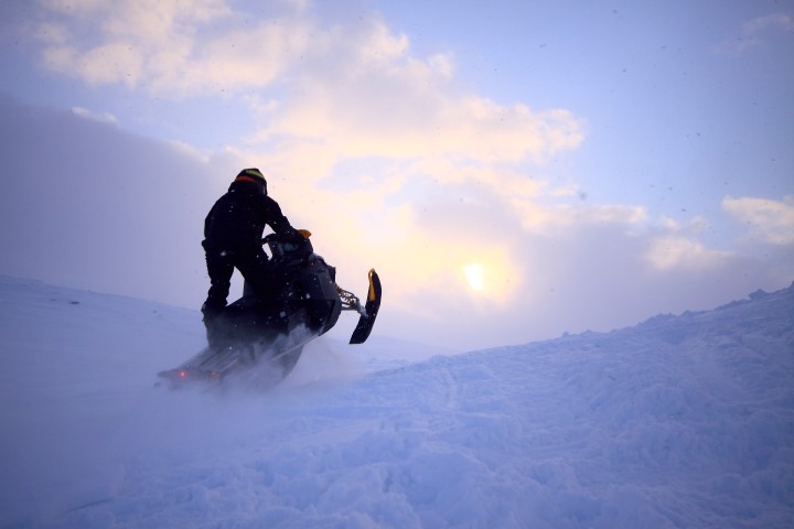 Afbeelding van Sneeuwscootertocht Finland Snowmobile