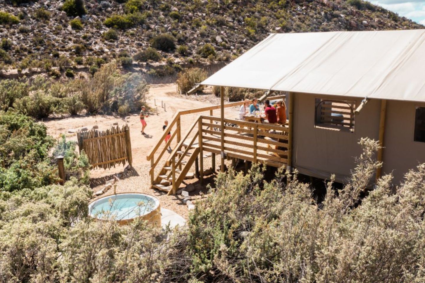 Afbeelding van Africamps Karoo 1 Hex Valley Hottub