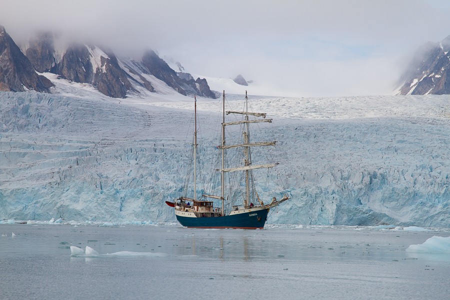 Afbeelding van Beluga Reizen Zeilschip Antigua