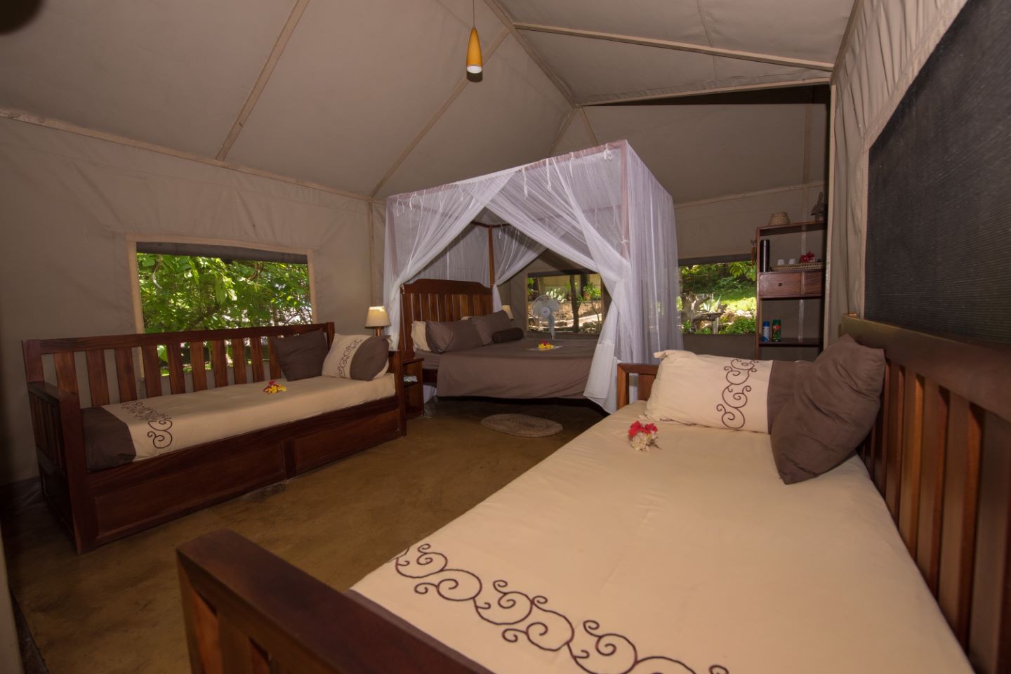 Blue Zebra Island Lodge - Salima