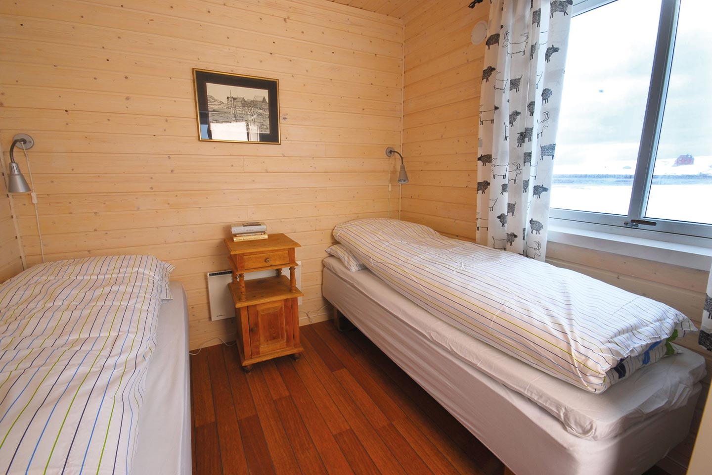 Ekkerøy, Ekker Island Arctic Lodge - Holiday House