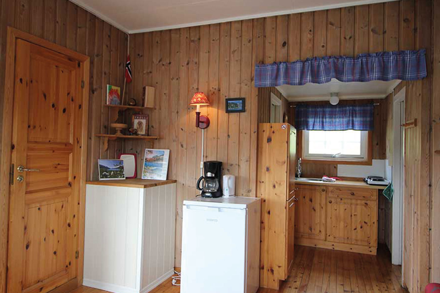 Gjerdsetbygda, Gjerdset Turistsenter cabins