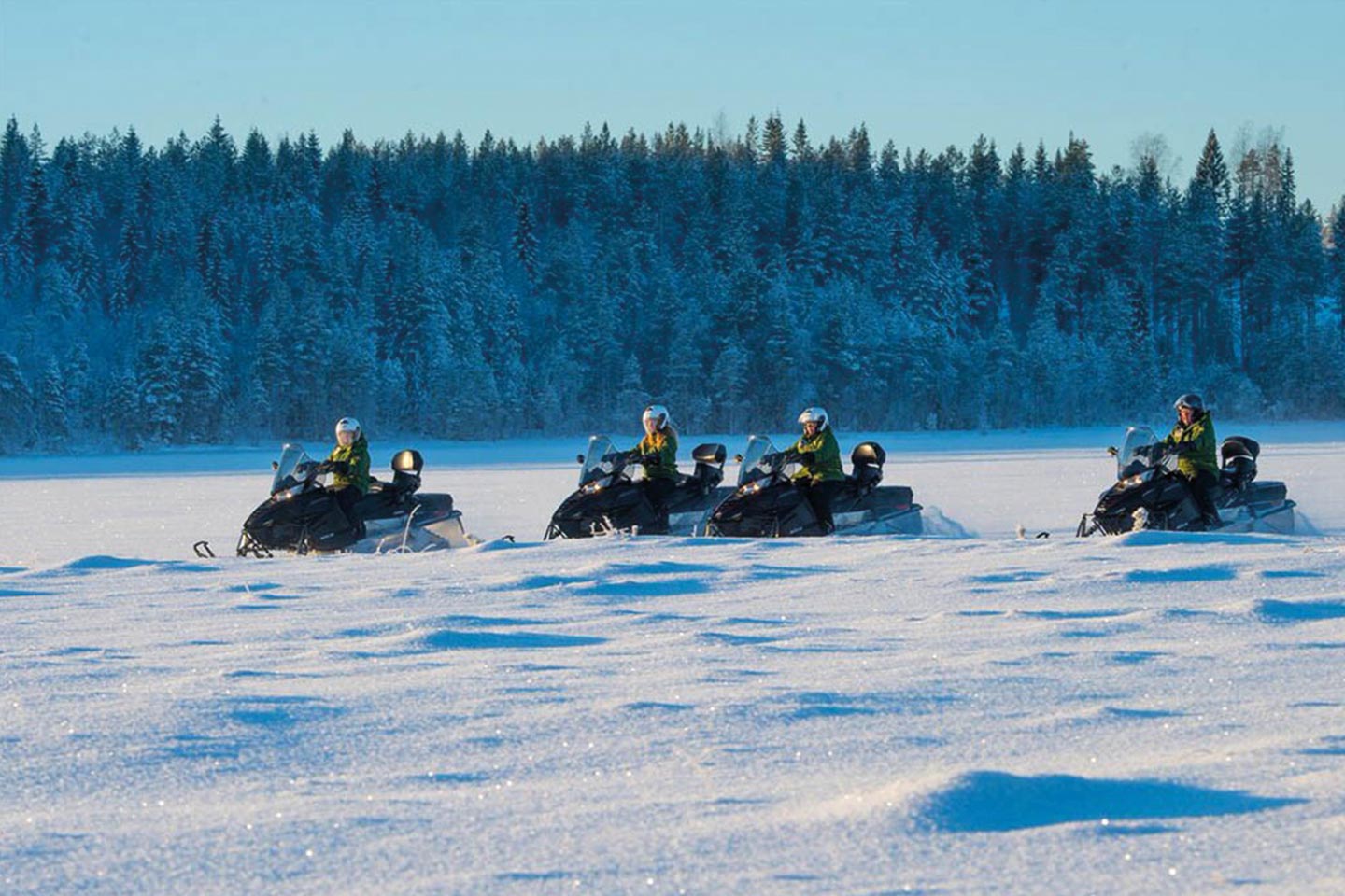 Sneeuwscootertocht Granö