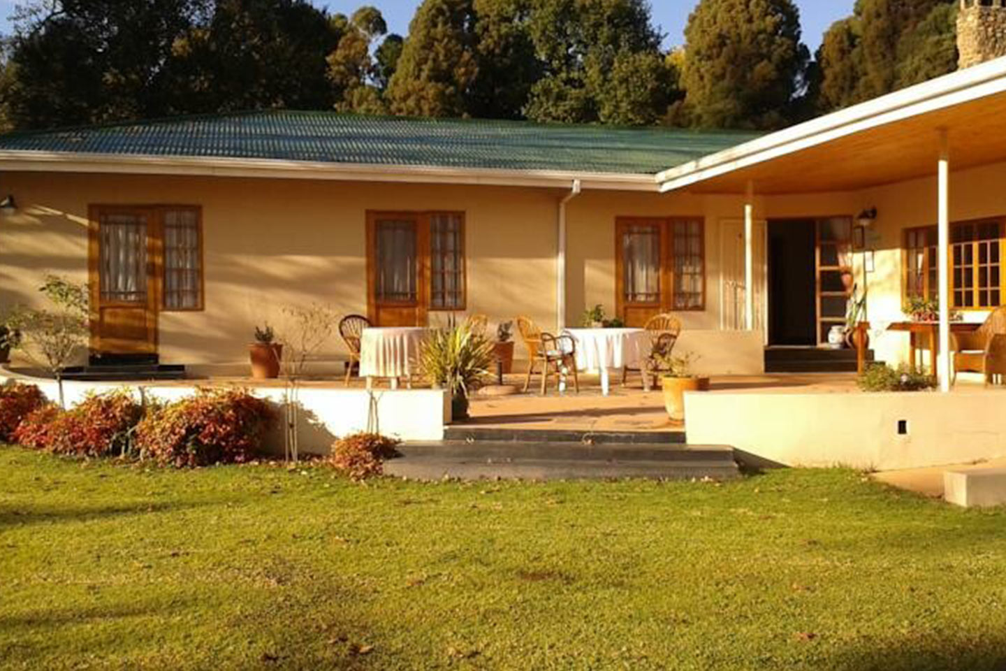 Sani Pass Manor Guest House - Himeville