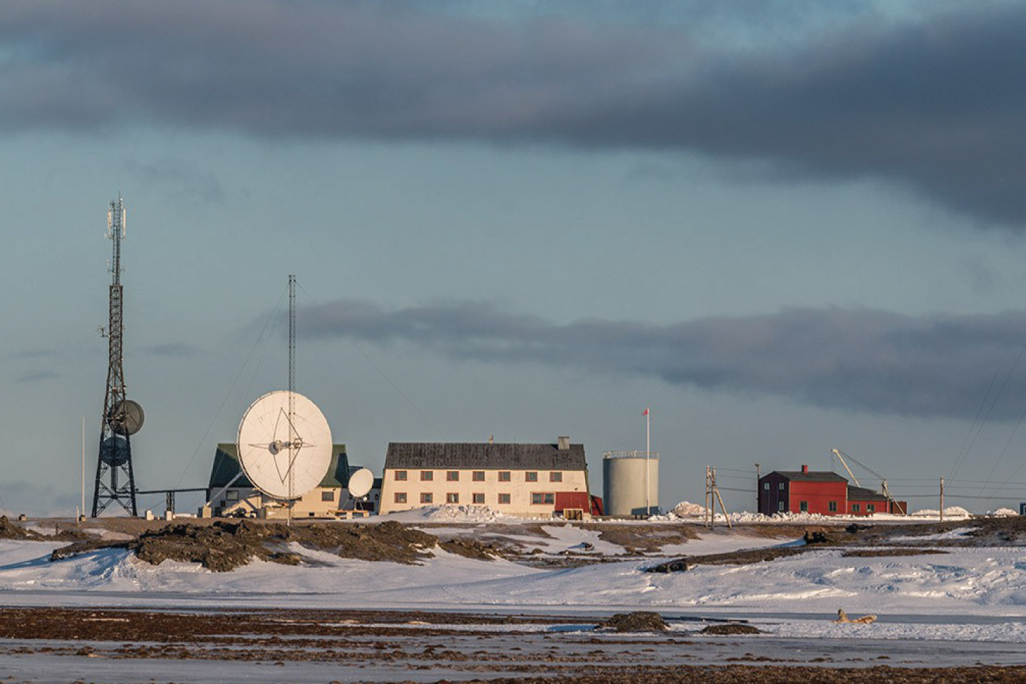 Isfjord Radio Hotel, Kapp Linne