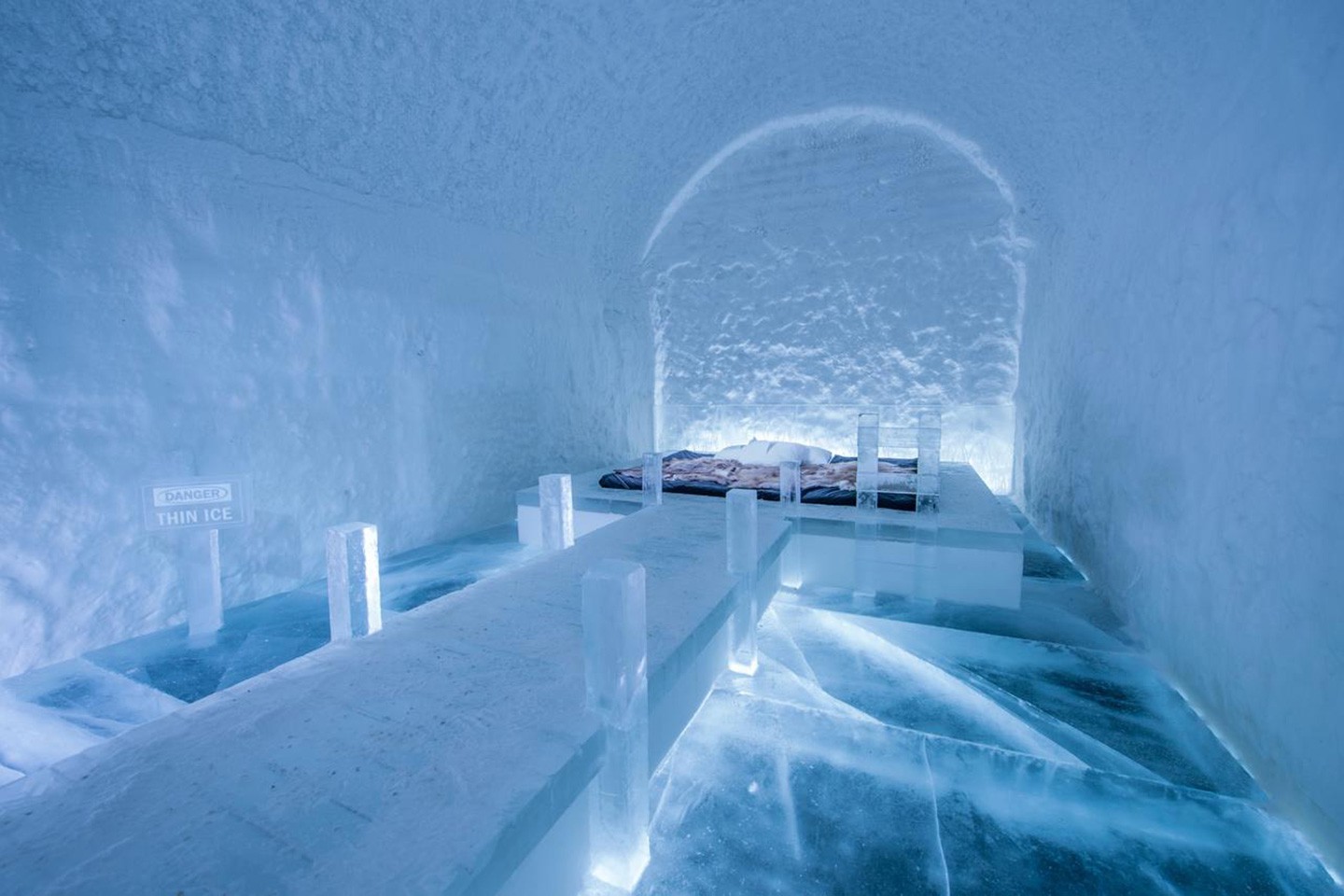 Jukkasjärvi Ice Hotel