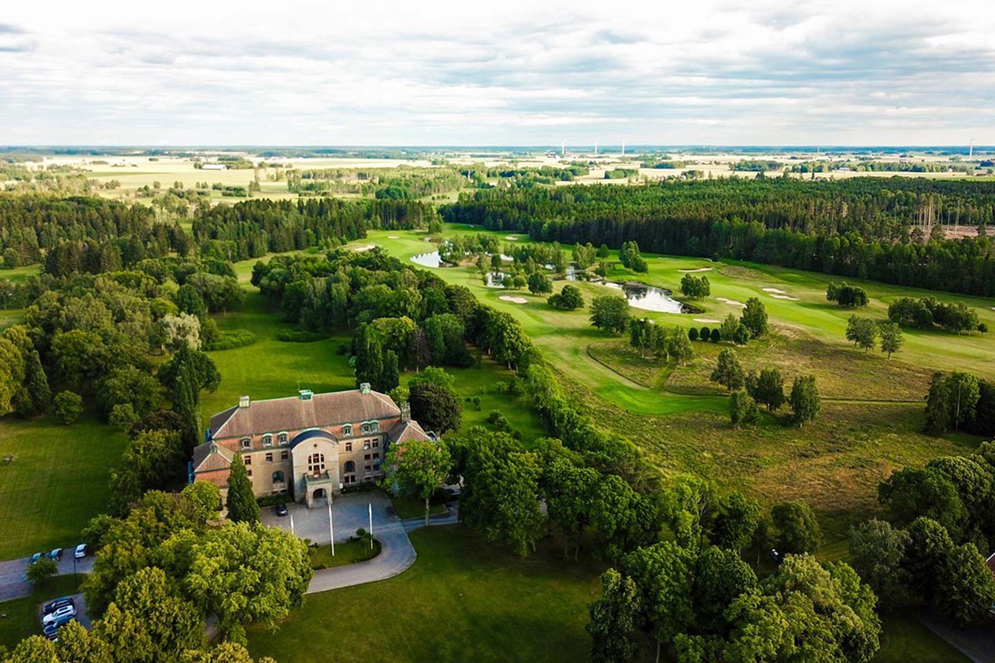 Kvanum,  Bjertorp Slott