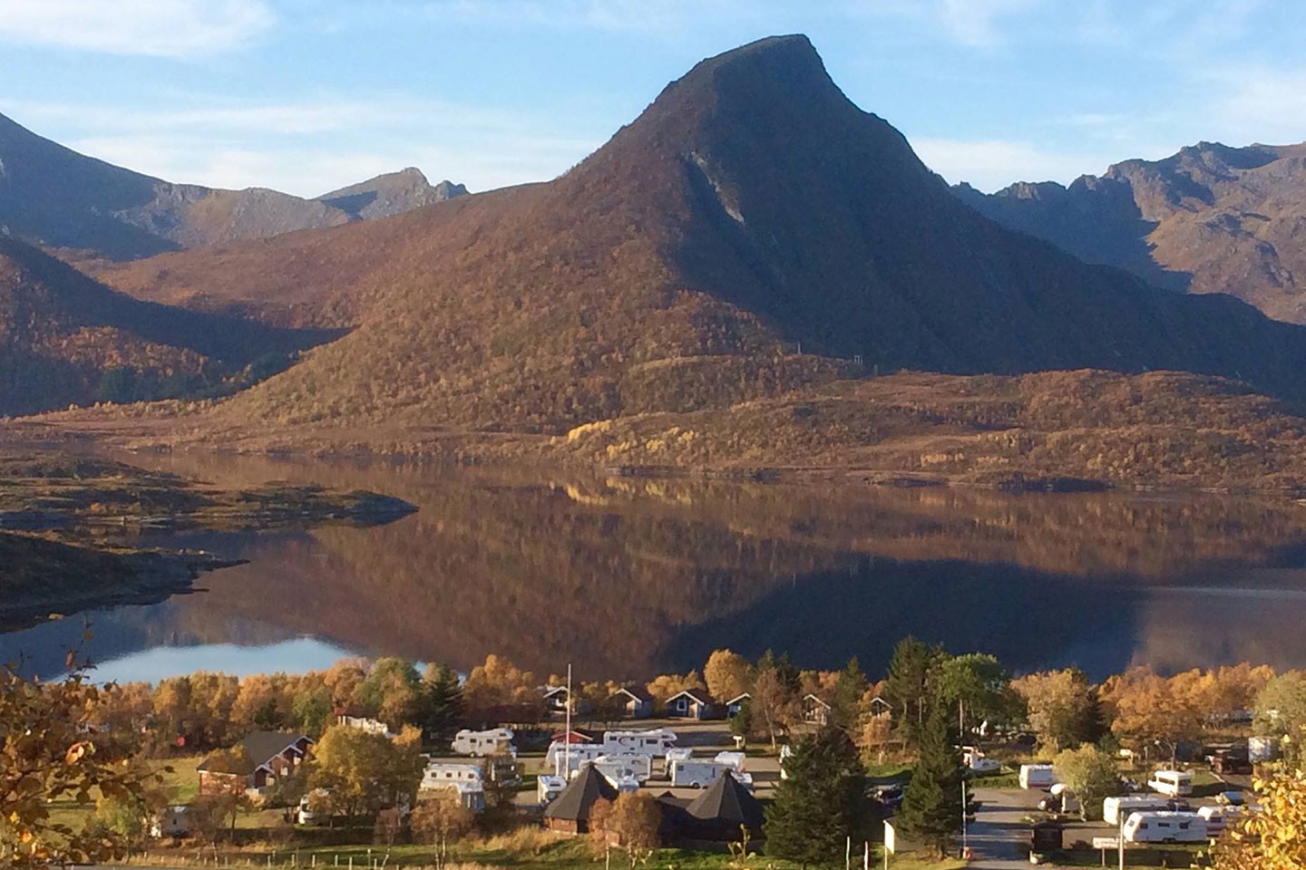 Laukvik, Sandsletta Camping Kleine Bungalow