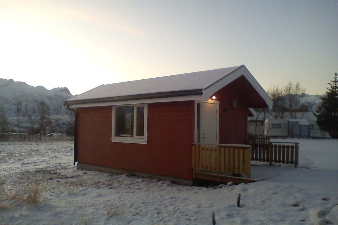 Laukvik, Sandsletta Camping Kleine Bungalow