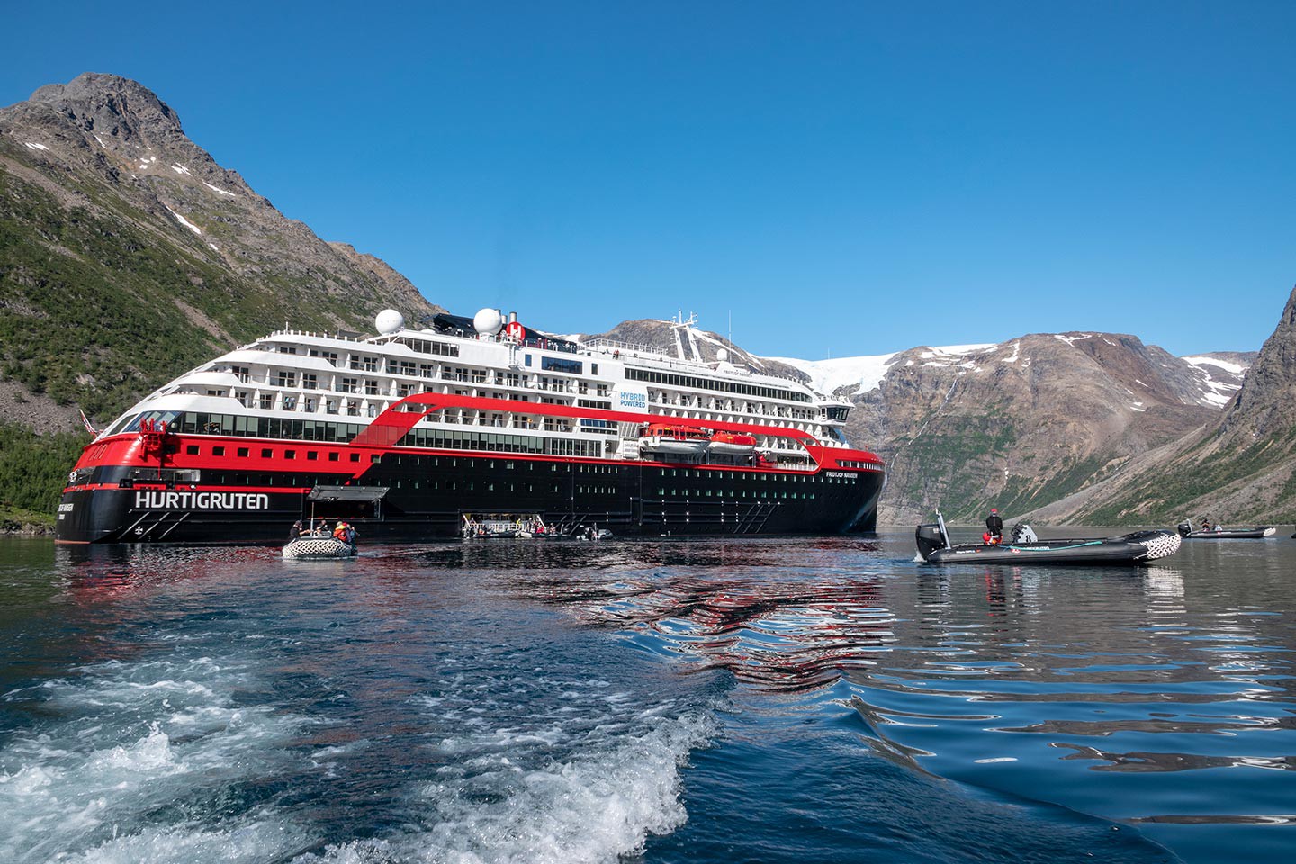 Afbeelding van Ms Fridtjof Nansen Hurtigruten Isfjorden Andrea Klaussner