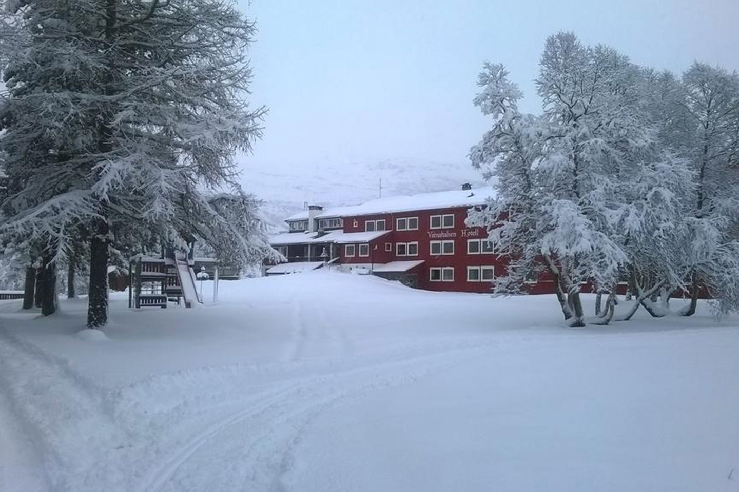 Myrdal, Vatnahalsen Høyfjellshotell