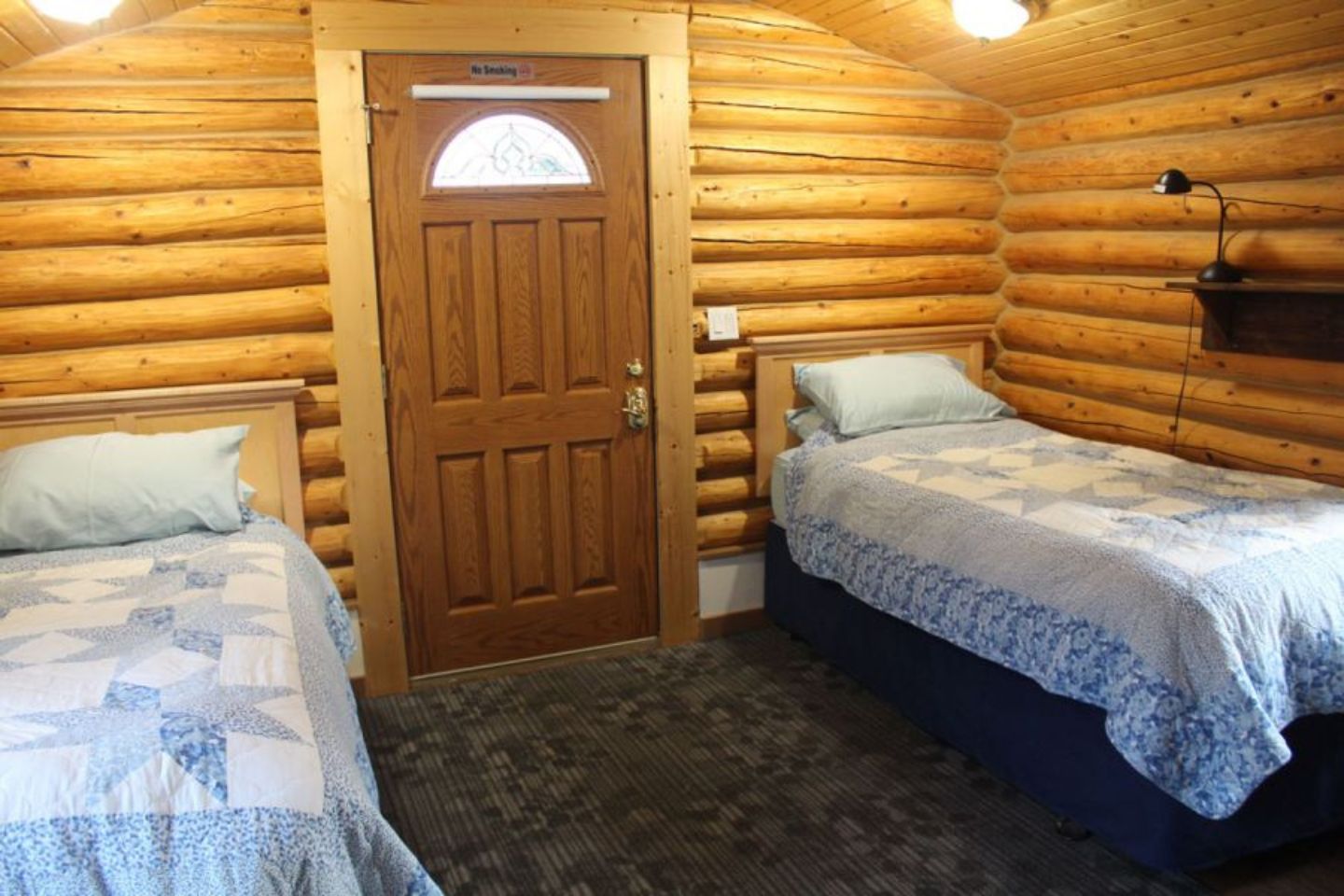 Canada, Koidern, Discovery Yukon Lodging