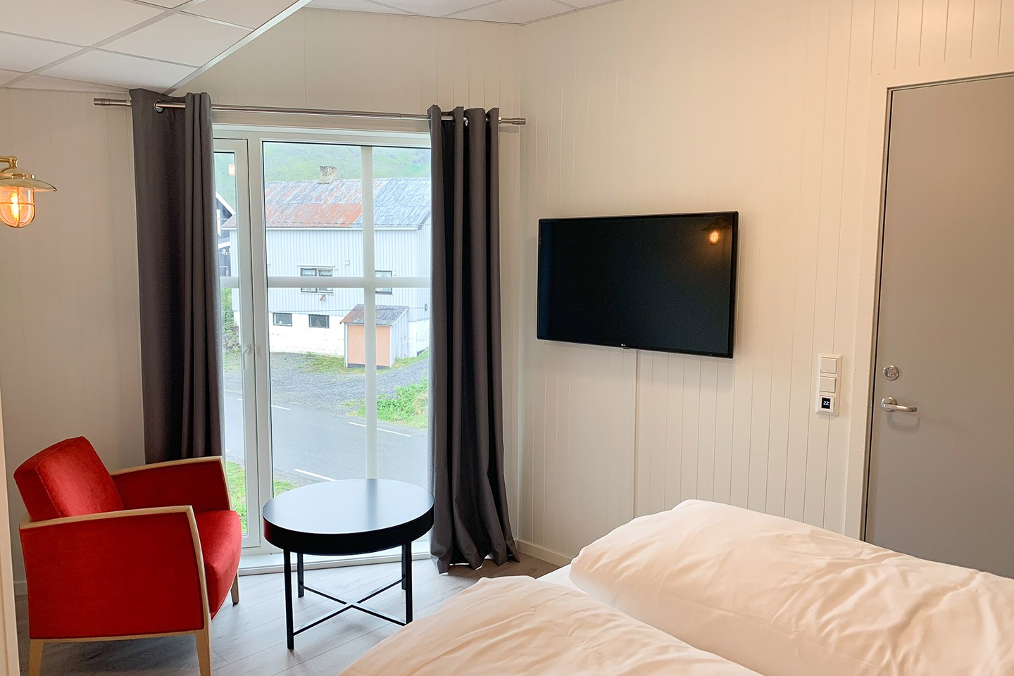 Senjahopen, Mefjord Brygge hotelkamer