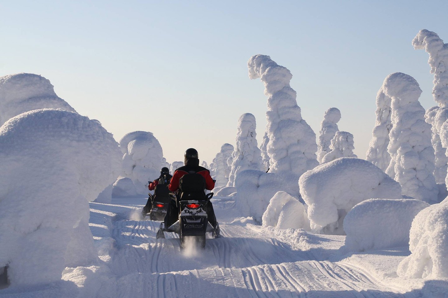 Sneeuwscootersafari Ruka