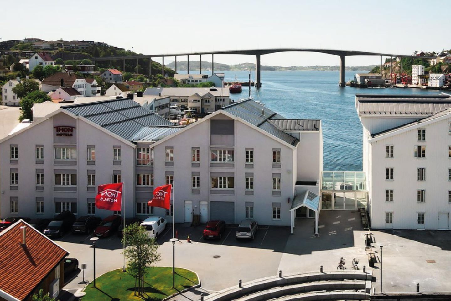 Afbeelding van Thon Hotel Kristiansund Facade Cape Tracks