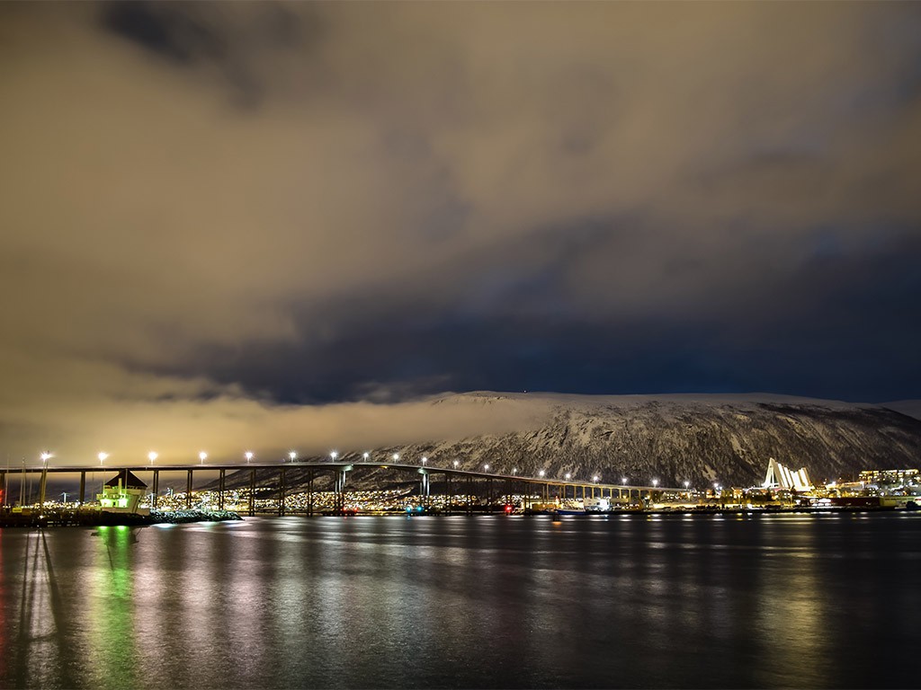 Afbeelding van Tromso Hurtigruten Brug Ijszeekathedraal Stephen Ellwood