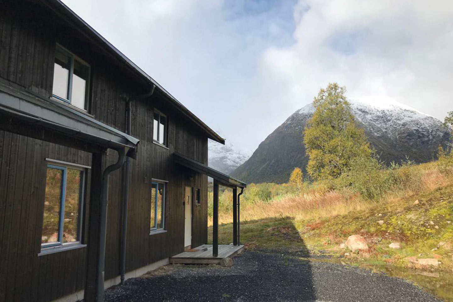 Sogndal, Uteplassen Hytter og Camping