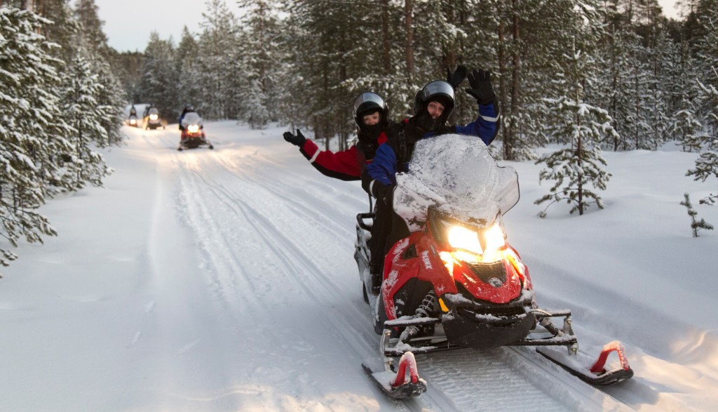 Afbeelding van Wilderness Hotels Sneeuwscootertocht Ivalo