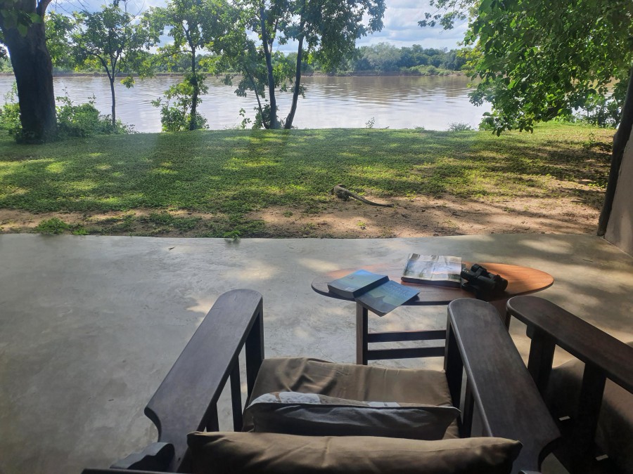 Zambia South Luangwa Nkwali Camp