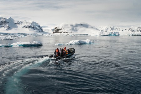 Actieve Antarctica Reis Antarctica%2C Zodiac Cruising %C2%A9 Dietmar Denger Oceanwide Expeditions Jpg Dietmar