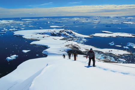 Actieve Antarctica Reis Mountaineering %C2%A9 Mal Haskins Oceanwide Expeditions Jpg Mal Haskins