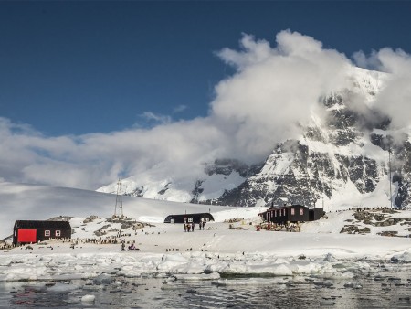 Antarctica Basecamp Ortelius Oceanwide Expeditions Dietmar Denger 2