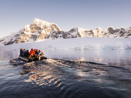 Antarctica Basecamp Ortelius Zodiac Oceanwide Expeditions Dietmar