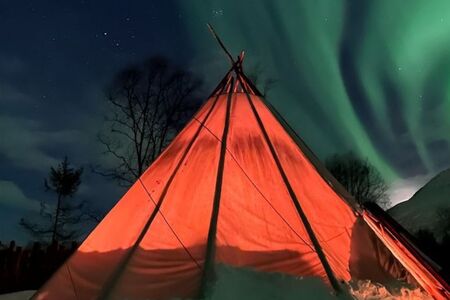 Best Arctic Aurora Hut Glass Igloo