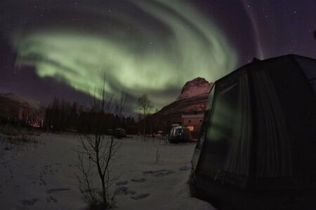 Best Arctic Aurora Hut Glass Igloo