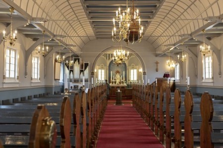 Expeditie Diskobaai Groenland Kerk Paamiut Hurtigruten Camille