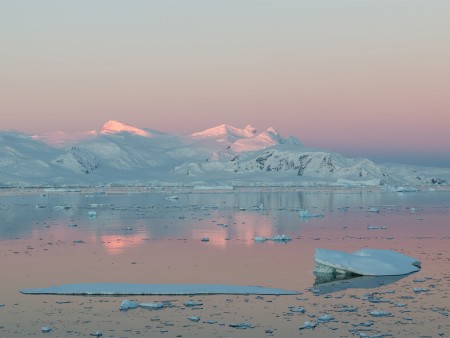 Expeditie Antarctica Basecamp Ramon Lucas