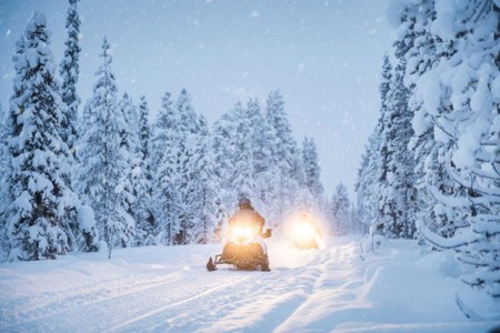 Harriniva Hotels %26 Safaris Snowmobile 31