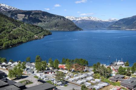 Kinsarvik Camping