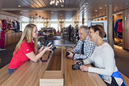 Kong Harald Expeditie Team Fotoshop Agurtxane Concellon Hurtigruten