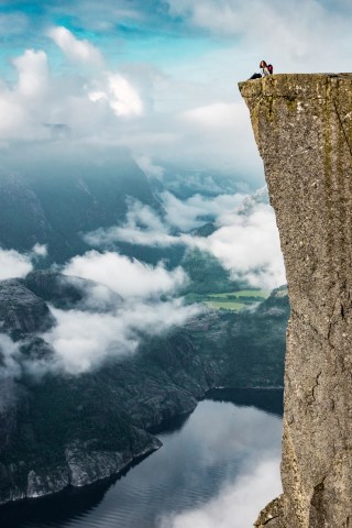 Lilland Hotel Tau Preikestolen