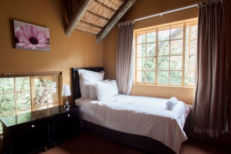 Maliba Lodge Lesotho 3 Star River Lodge Bedroom