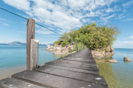 Mumbo Island Malawi Walkway