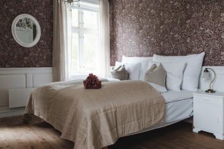 Norddal Petrines Gjestgiveri Bed Cape